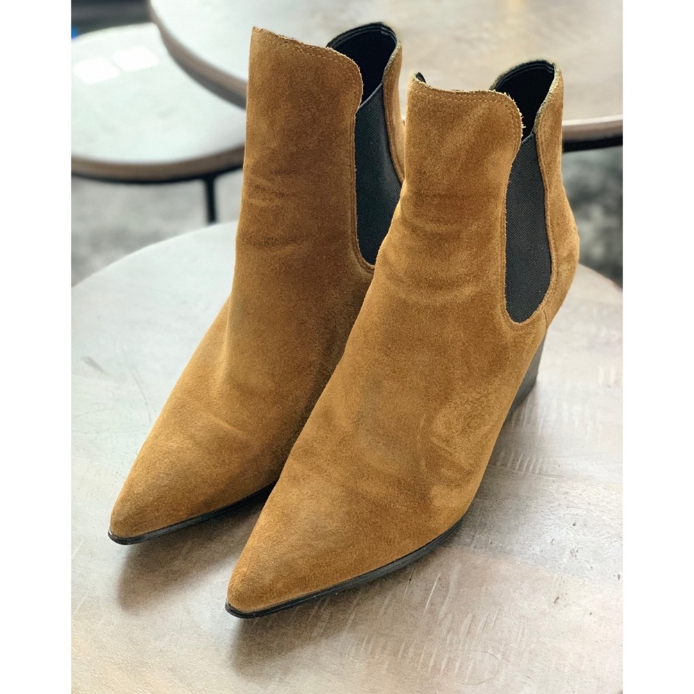 Kendall + Kylie Finley dark camel bootie